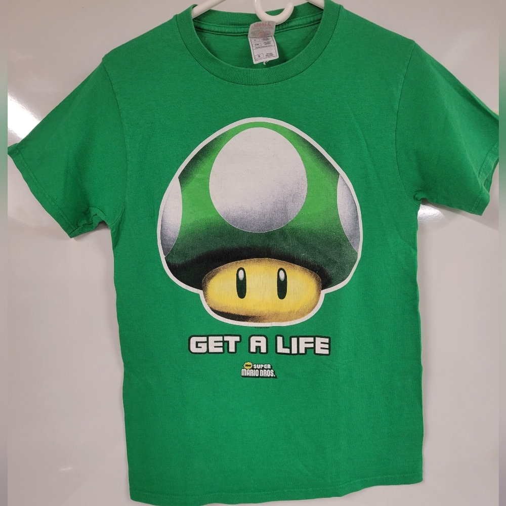 Y2k Super Mario Bros 1-Up Mushroom Green Tee Get a Life Graphic, Small